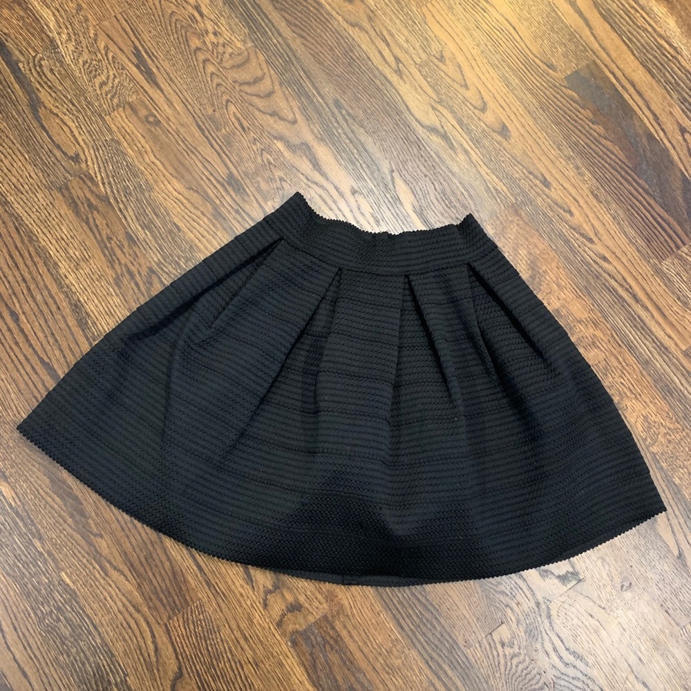 Express Black High-Waisted Textured Skirt